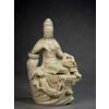 Blanc-de-Chine "Anmutige Guanyin auf Drachensockel"