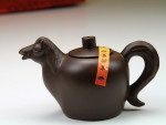 Yixing Teekanne "Chinesische Tierkreiszeichen – Das Pferd"
