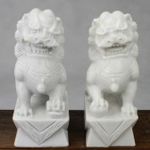 Fu-Hunde Stein-Figuren Wächterlöwen Palast-Löwen weiß