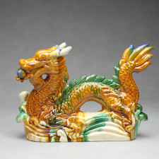 Chinesische Drachen-Figur mit Drachenperle groß, linksgewandt