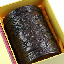 Chinesische Vase aus Holz 