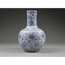 Chinesische Vase Porzellan Keramik "Blumenornament" Matt