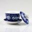 Chinesische Deckeltasse, blau-weißes Porzellan