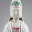 Kuan Yin Keramikfigur "9 Drachen", Porzellan weiß