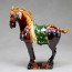 Tang-Pferd Parade (rechtsgewandt) - Pferdeskulptur aus Keramik